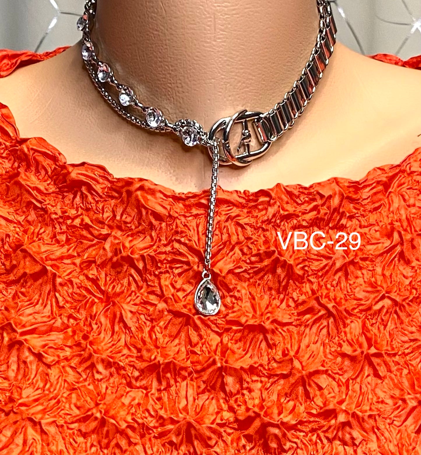 Chain and Sparkles Choker Necklace